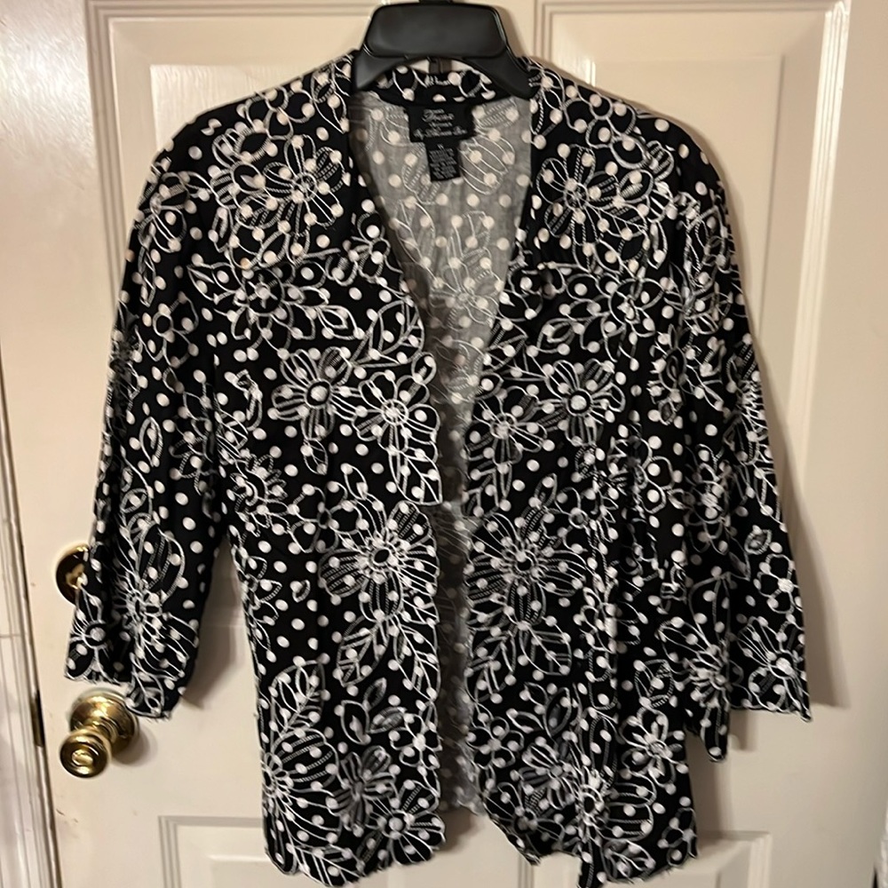 Womens Sz 1X flower designed Jacket